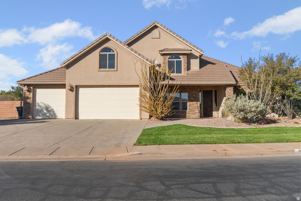 1815 N RED MOUNTAIN DR #8 Santa Clara, UT 84765