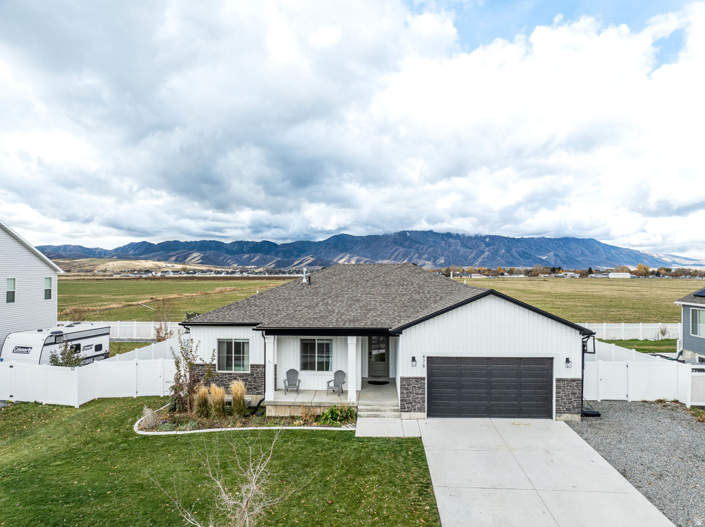 478 S 1170 E Hyrum, UT 84319