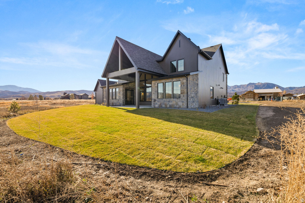 260 S 7900 ST #3 Huntsville, UT 84317