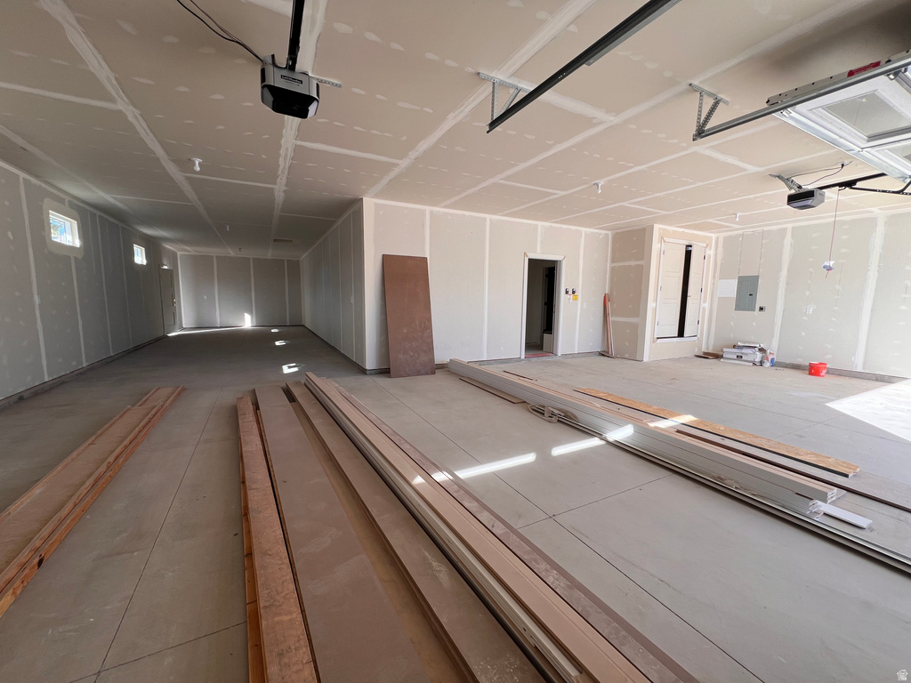 1239 N 4925 W Plain City, UT 84404