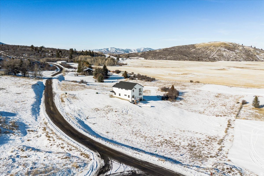 1216 DISCOVERY CIR Soda Springs, ID 83276