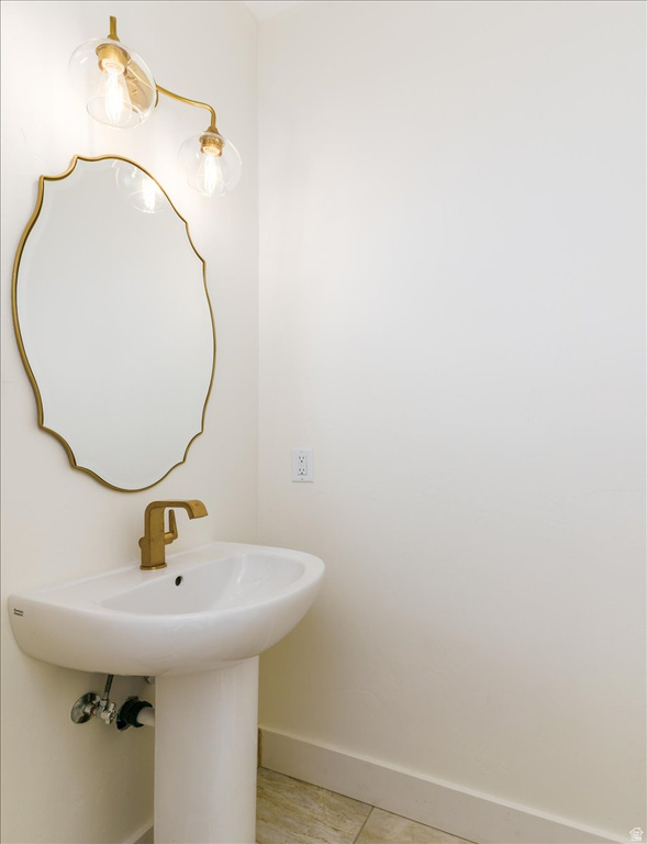 1216 DISCOVERY CIR Soda Springs, ID 83276