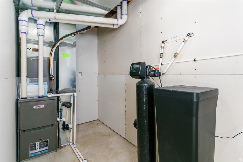 1216 DISCOVERY CIR Soda Springs, ID 83276