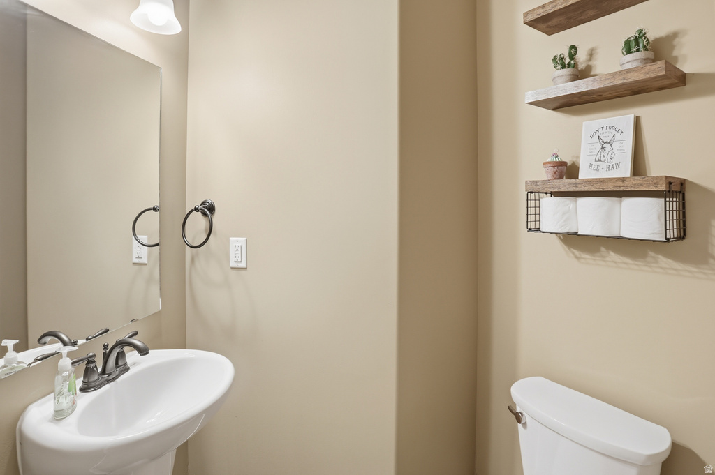 3862 W 400 S West Weber, UT 84401