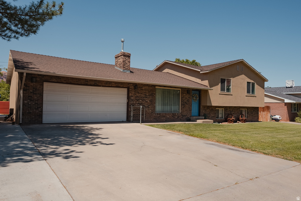 248 S HILLSIDE DR. Moab, UT 84532