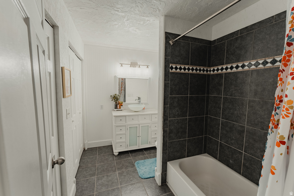 248 S HILLSIDE DR. Moab, UT 84532