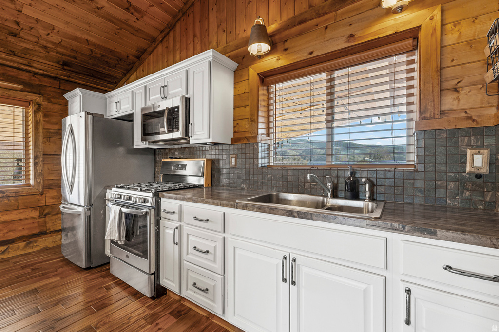 13390 PINE CANYON RD Huntsville, UT 84317