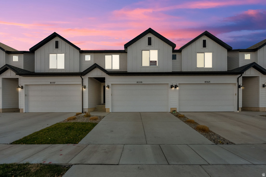 8559 W MEADOW BANK WAY #1082 Magna, UT 84044