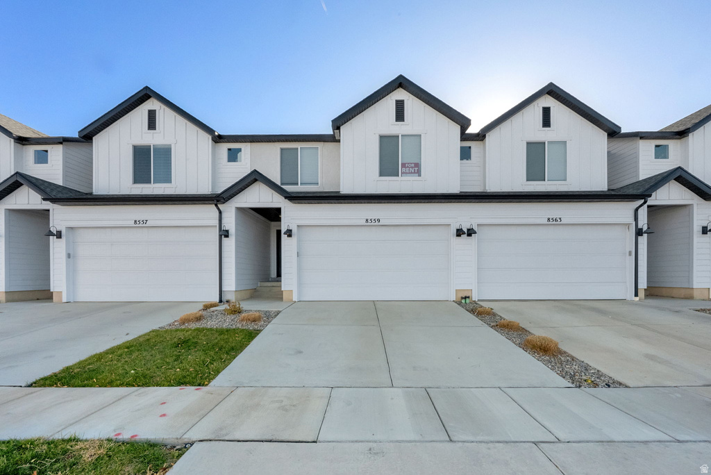 8559 W MEADOW BANK WAY #1082 Magna, UT 84044