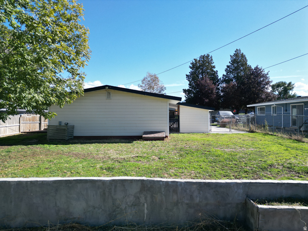 1623 N 400 W Sunset, UT 84015