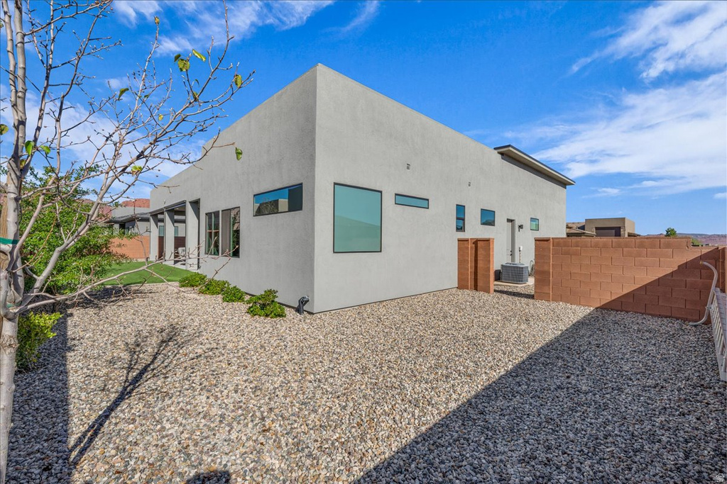 208 S 620 W Ivins, UT 84738