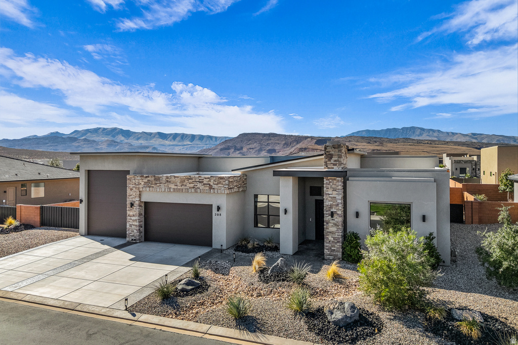 208 S 620 W Ivins, UT 84738