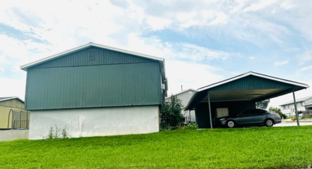 3685 S ADAMS RD Magna, UT 84044