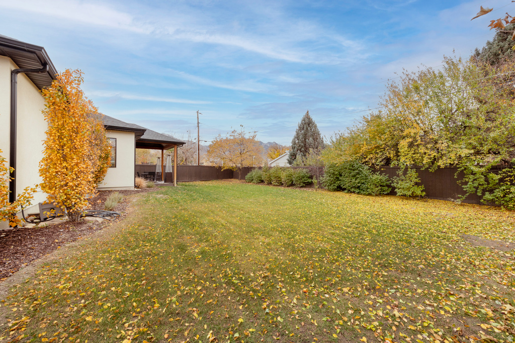 1574 E WINWARD DR Holladay, UT 84117