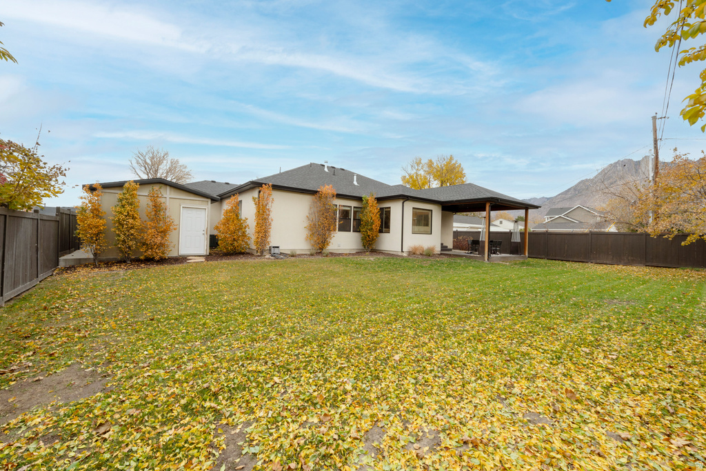 1574 E WINWARD DR Holladay, UT 84117