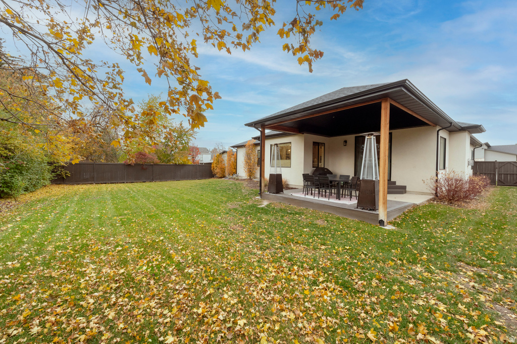 1574 E WINWARD DR Holladay, UT 84117