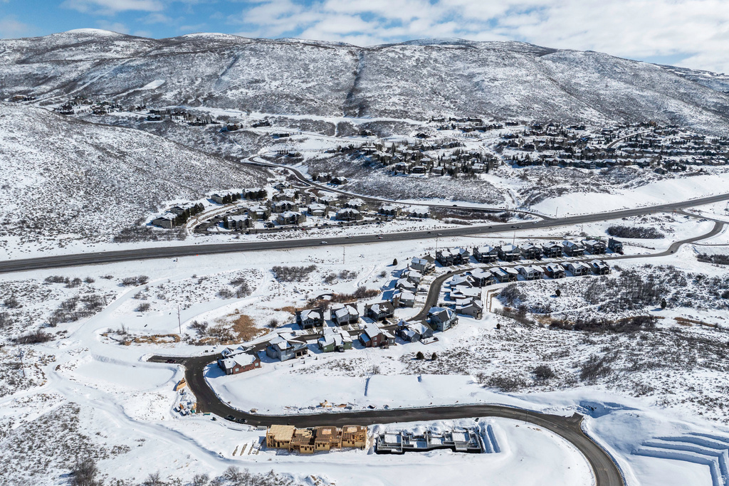 415 W ASCENT DR #272 Hideout, UT 84036