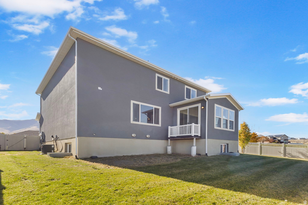 168 W SWAINSON AVE Saratoga Springs, UT 84045