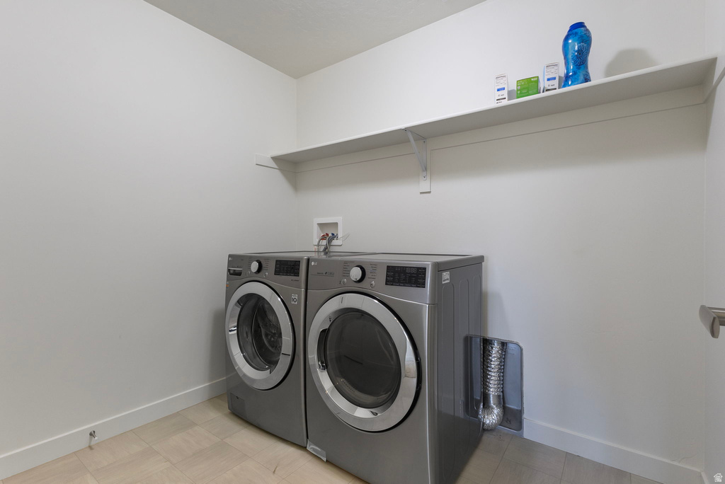 168 W SWAINSON AVE Saratoga Springs, UT 84045