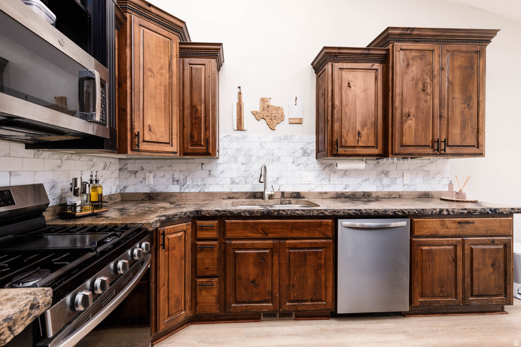 374 E 410 N Annabella, UT 84711