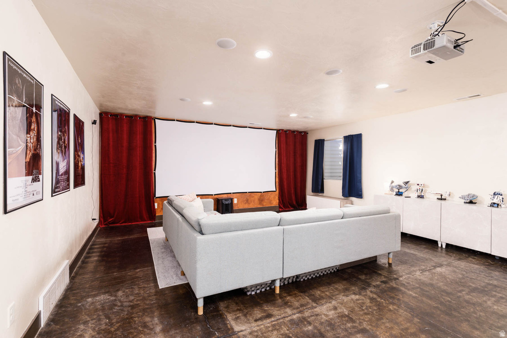 374 E 410 N Annabella, UT 84711