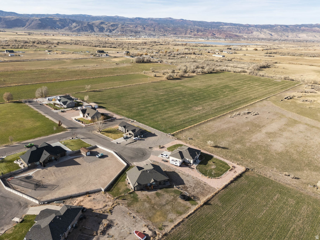 374 E 410 N Annabella, UT 84711