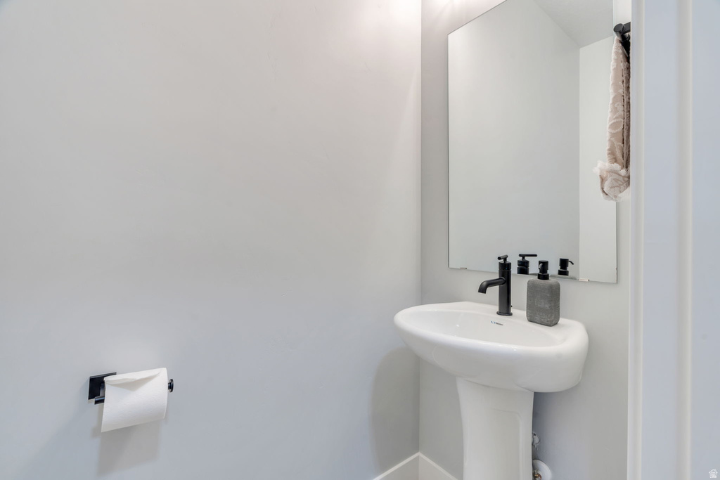 4155 W 1960 N Lehi, UT 84043