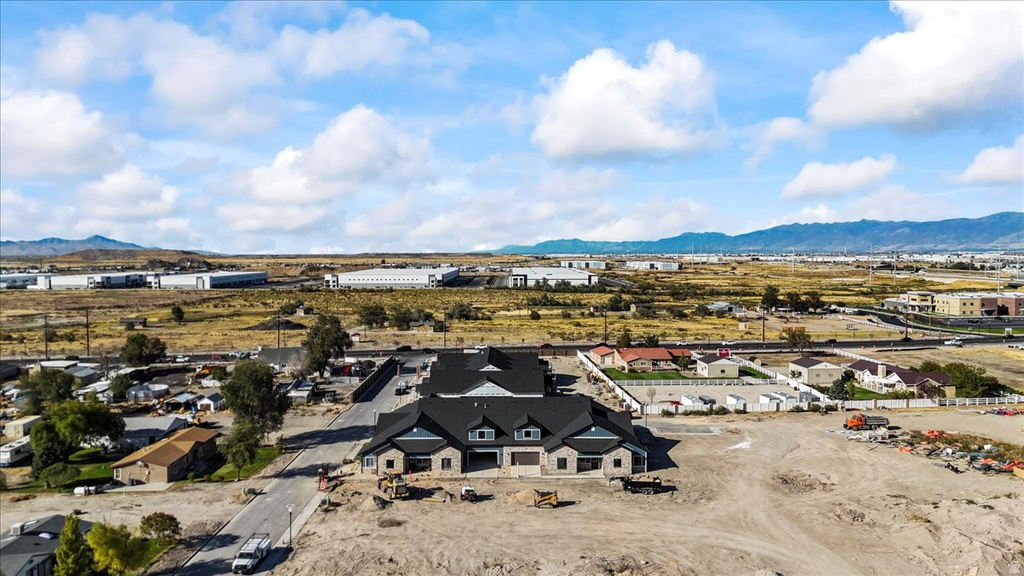 2763 S MCQUEEN LN West Valley City, UT 84128