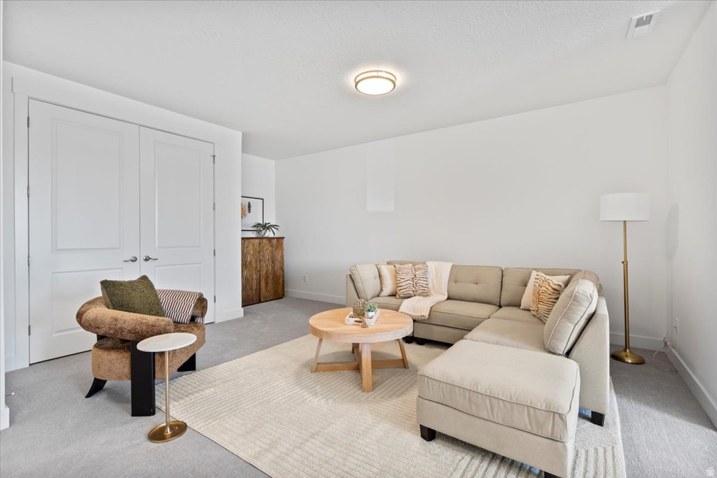 2763 S MCQUEEN LN West Valley City, UT 84128