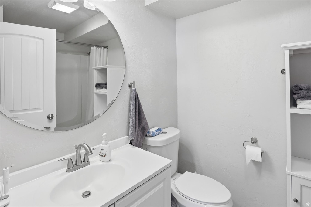 3306 N FAIRFIELD RD Layton, UT 84041