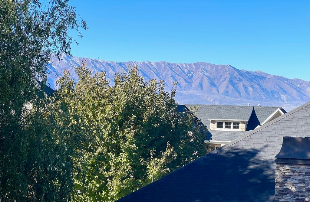 1211 GRANDVIEW DR Providence, UT 84332