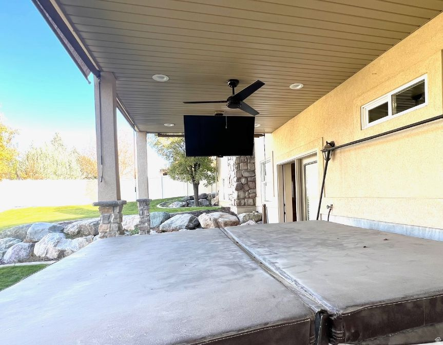 1211 GRANDVIEW DR Providence, UT 84332