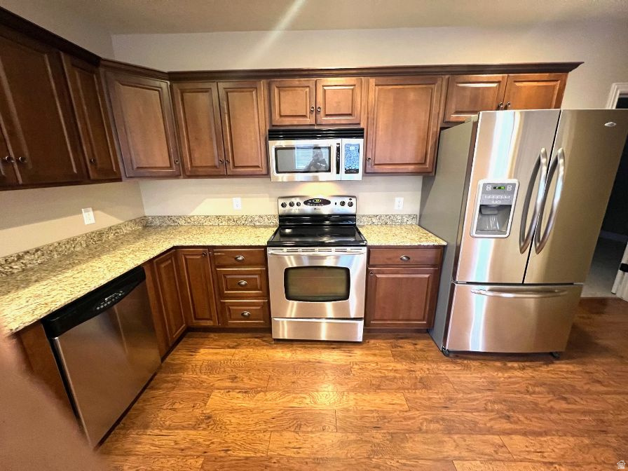 1211 GRANDVIEW DR Providence, UT 84332