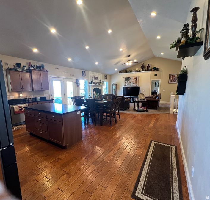 1211 GRANDVIEW DR Providence, UT 84332