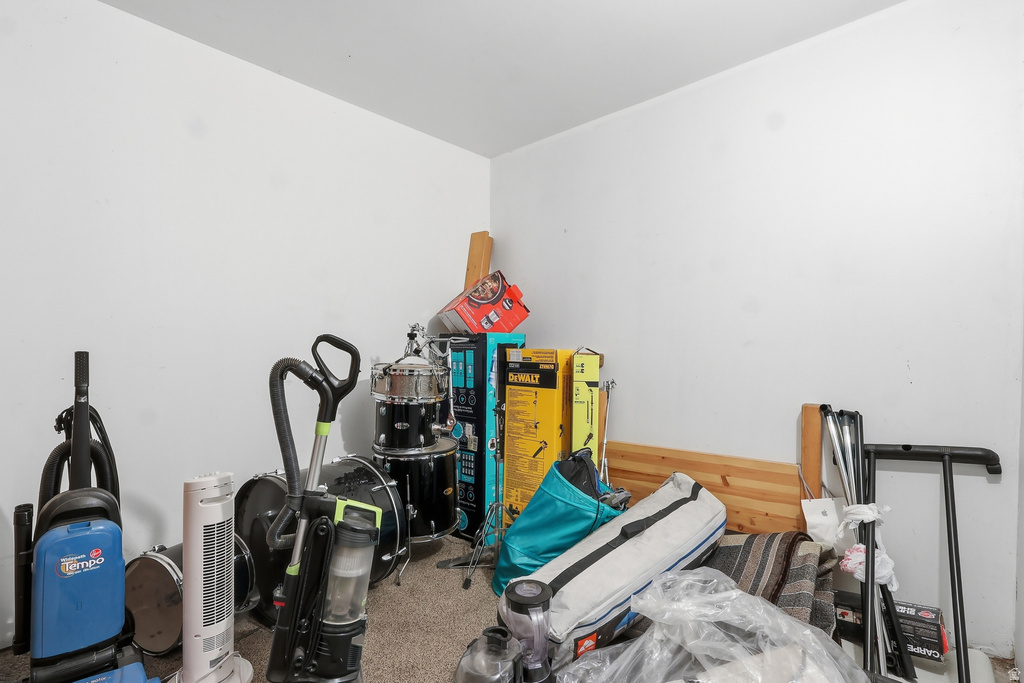 1786 W 3300 S West Valley City, UT 84119