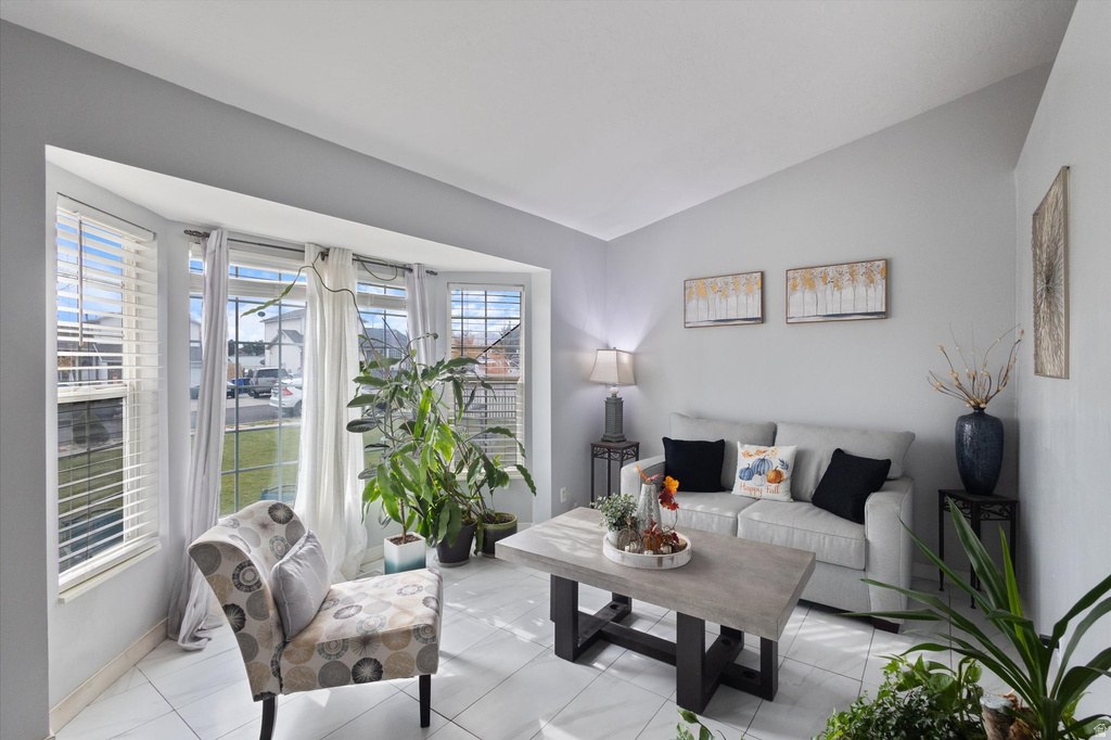 5352 W CASSATT CIR Kearns, UT 84118