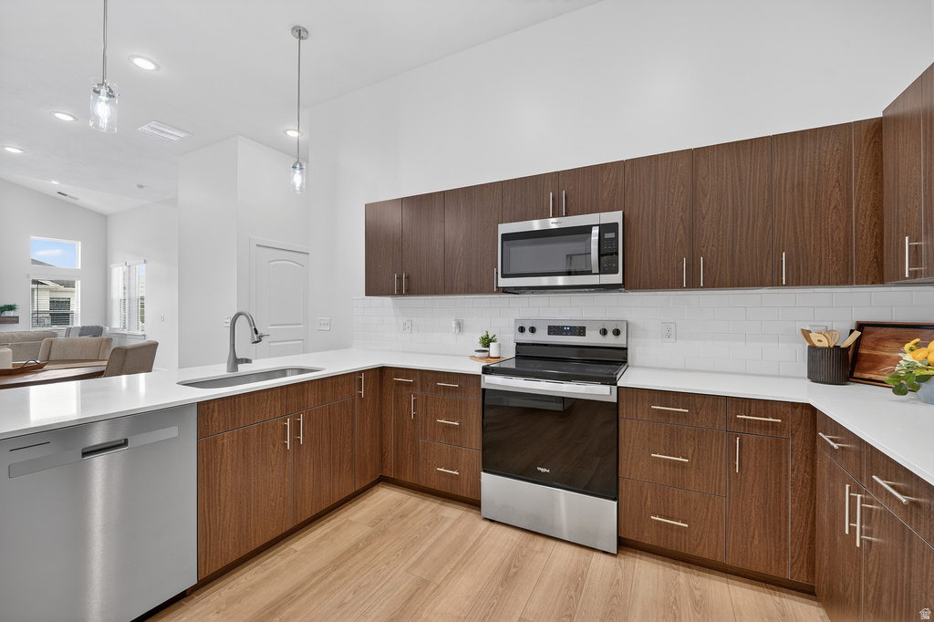 1497 N SARATOGA LN #B Saratoga Springs, UT 84045