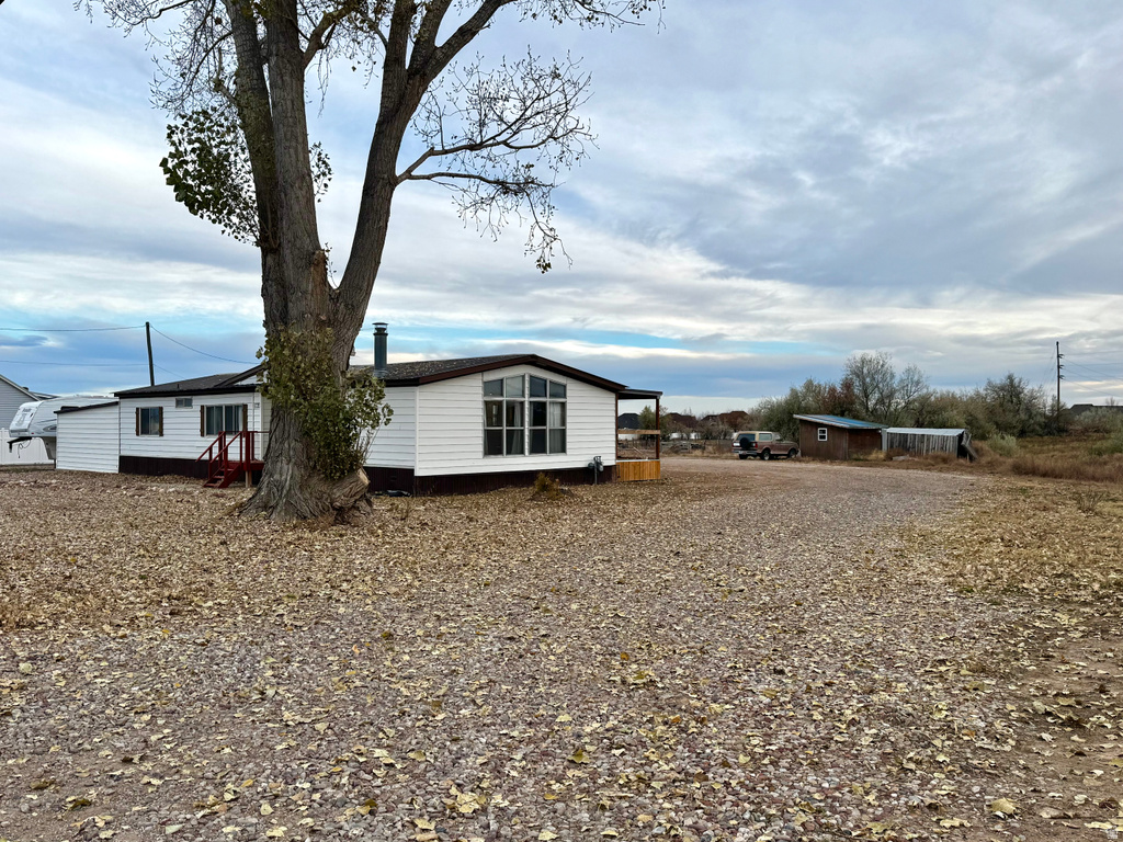 1720 E 500 S Naples, UT 84078