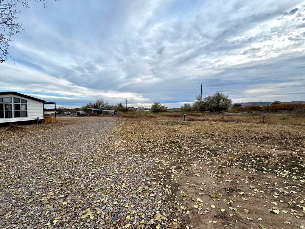 1720 E 500 S Naples, UT 84078