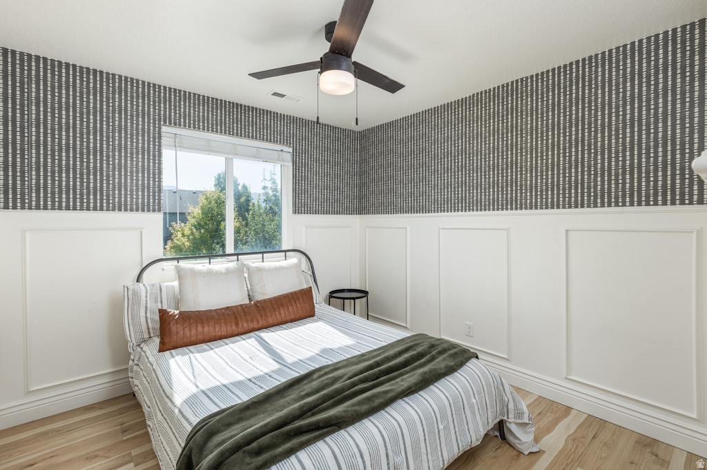 1012 CAMBRIA DR North Salt Lake, UT 84054