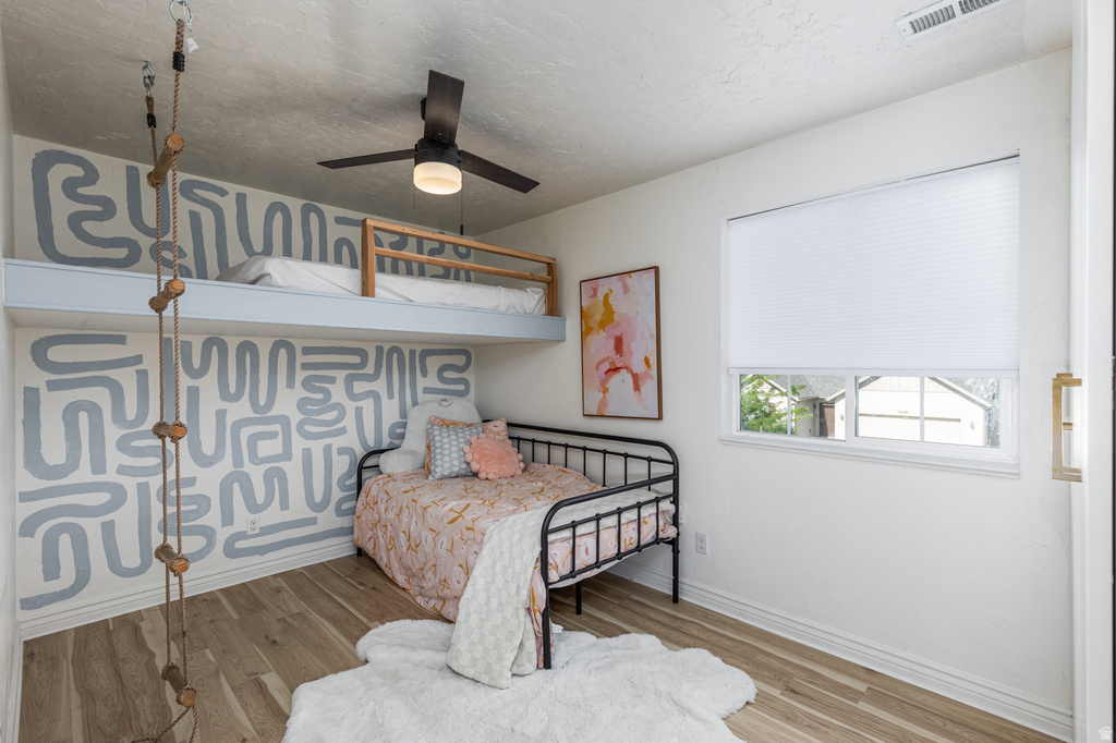 1012 CAMBRIA DR North Salt Lake, UT 84054