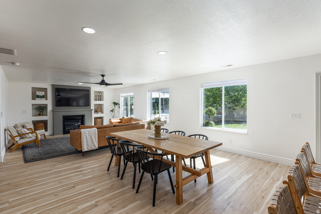 1012 CAMBRIA DR North Salt Lake, UT 84054