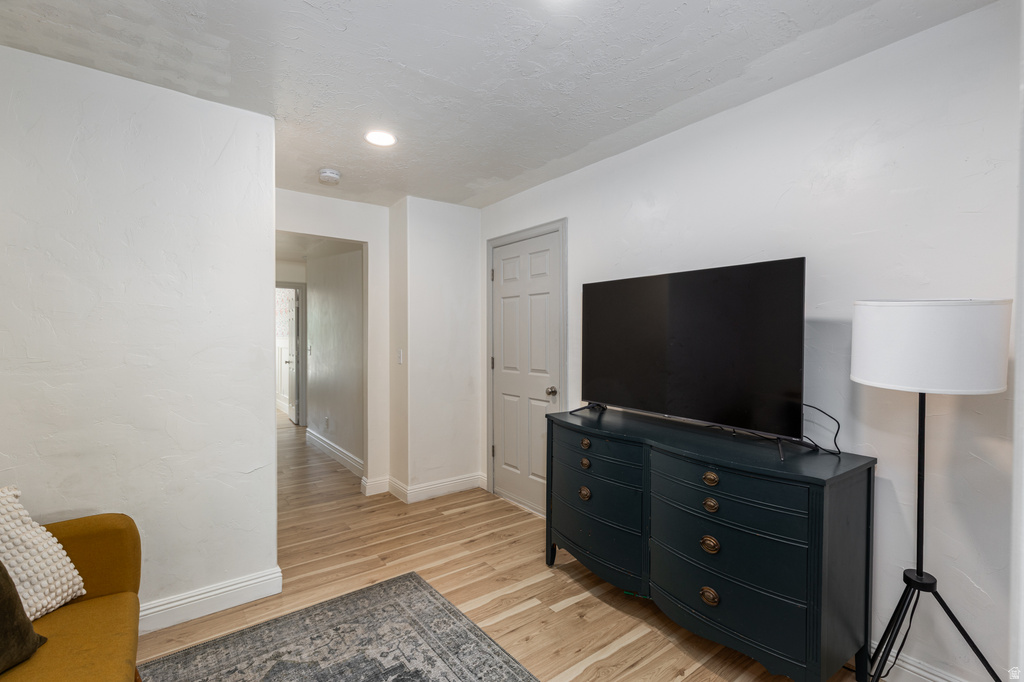 1012 CAMBRIA DR North Salt Lake, UT 84054