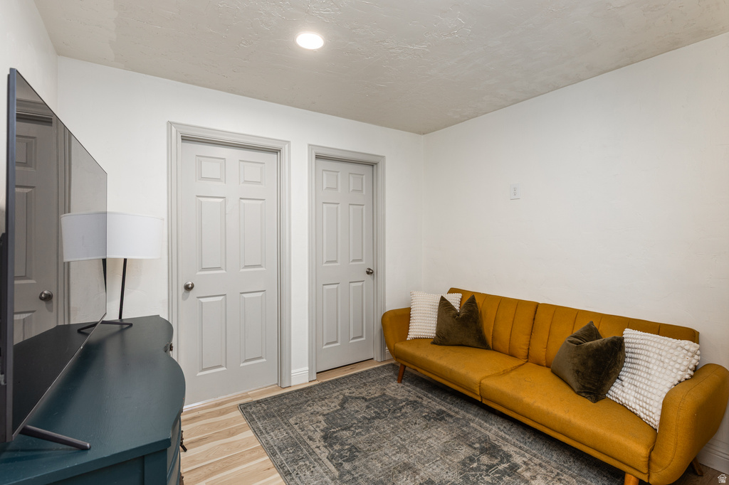 1012 CAMBRIA DR North Salt Lake, UT 84054