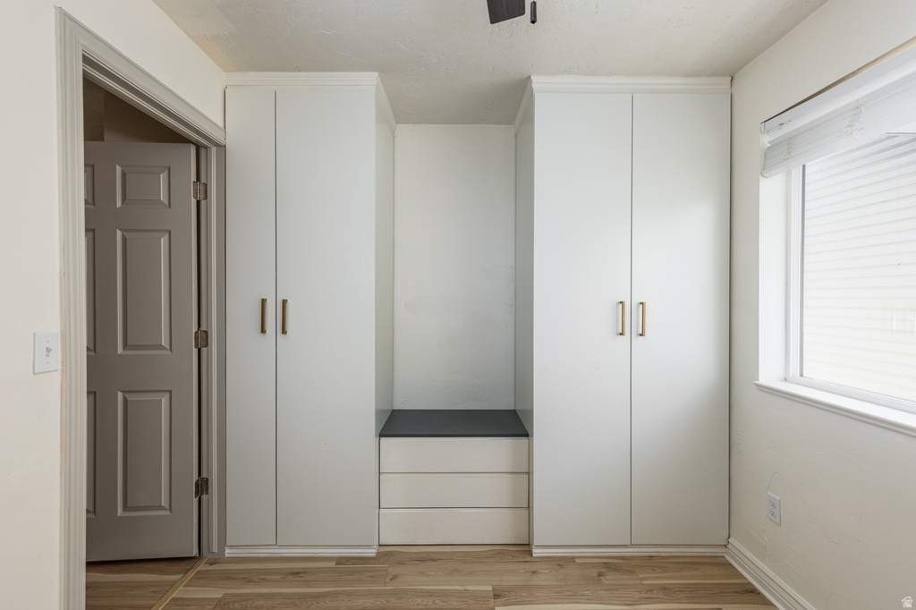 1012 CAMBRIA DR North Salt Lake, UT 84054