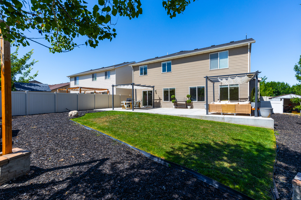 1012 CAMBRIA DR North Salt Lake, UT 84054