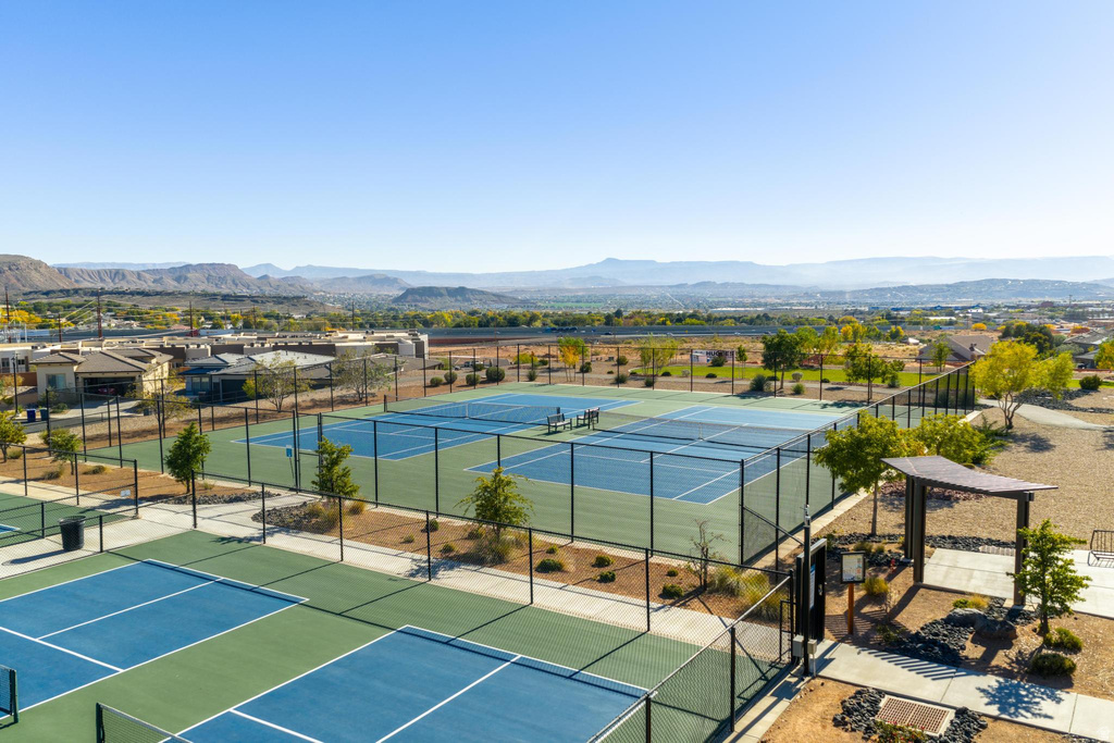 108 W CAMINO BORDE #607 Washington, UT 84780