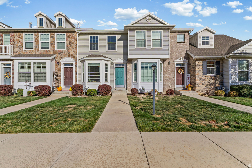 208 E 660 N Salem, UT 84653