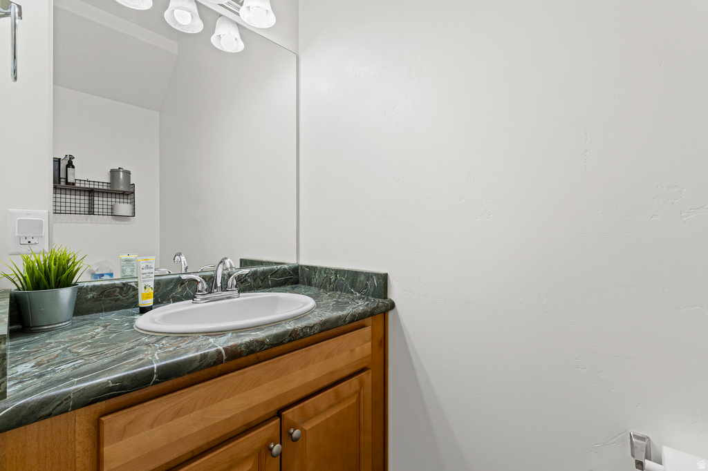 208 E 660 N Salem, UT 84653