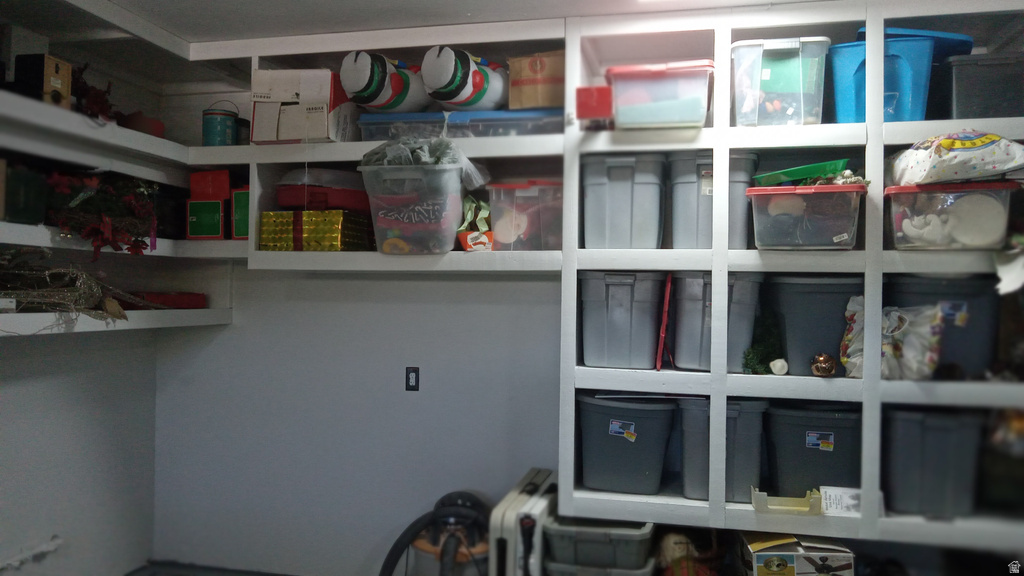 755 W OAK LN Kamas, UT 84036